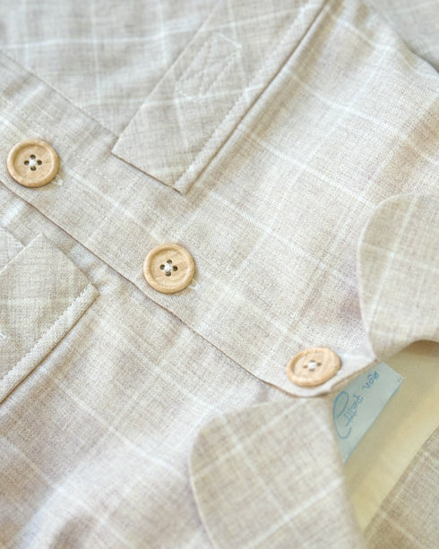CHAQUETA CUADROS BEIGE CUELLO REDONDO Y BOLSILLOS